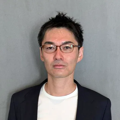 中川 力介